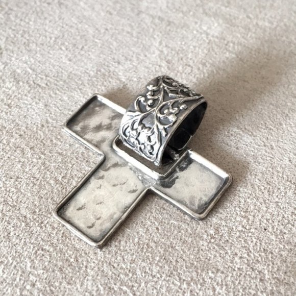 Silpada Jewelry - SILPADA Silver Filigree Cross Pendant